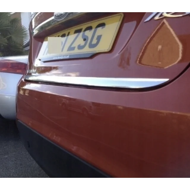 Hyundai Nexo - Chrome strip on the hatch, Tuning overlay