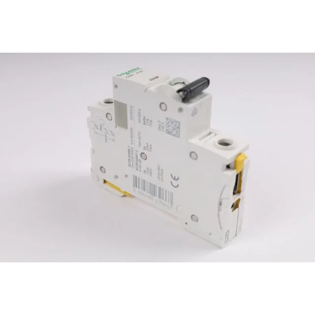 A9F03106 Schneider Electric - Folosit