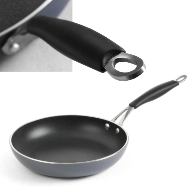 Aluminiumstekpanna med Teflon Platinum Professional non-stick beläggning dia. 32 cm - Hendi 621158