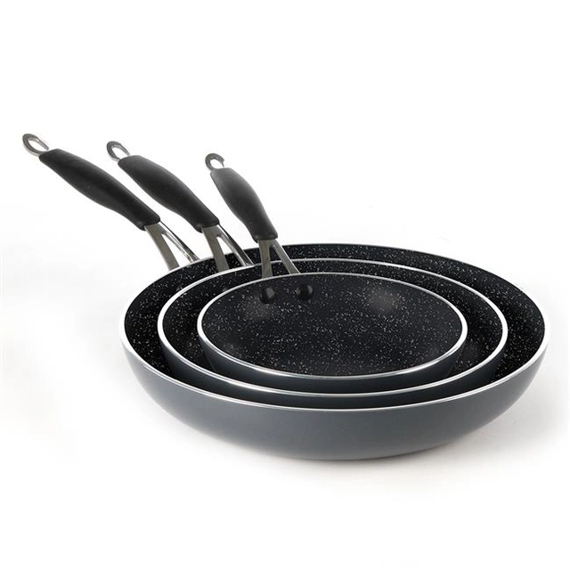 Aluminum frying pan with nanoceramic non-stick coating. 240