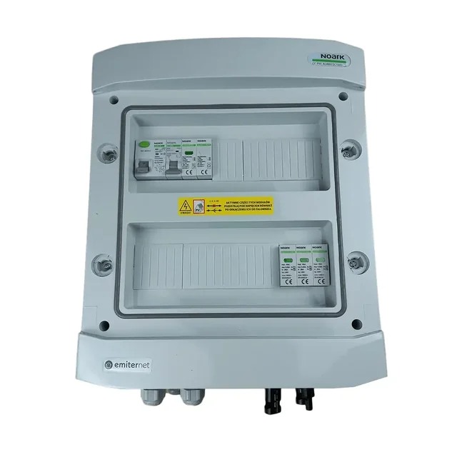 Anschluss der PV-SchaltanlageDCAC hermetischer IP65 EMITER mit DC-Überspannungsableiter Noark 1000V Typ 1+2, 1 x PV-Kette, 1 x MPPT // Grenzwert.AC Noark Typ 1+2, 10A 1-F, RCD 40A/100mA