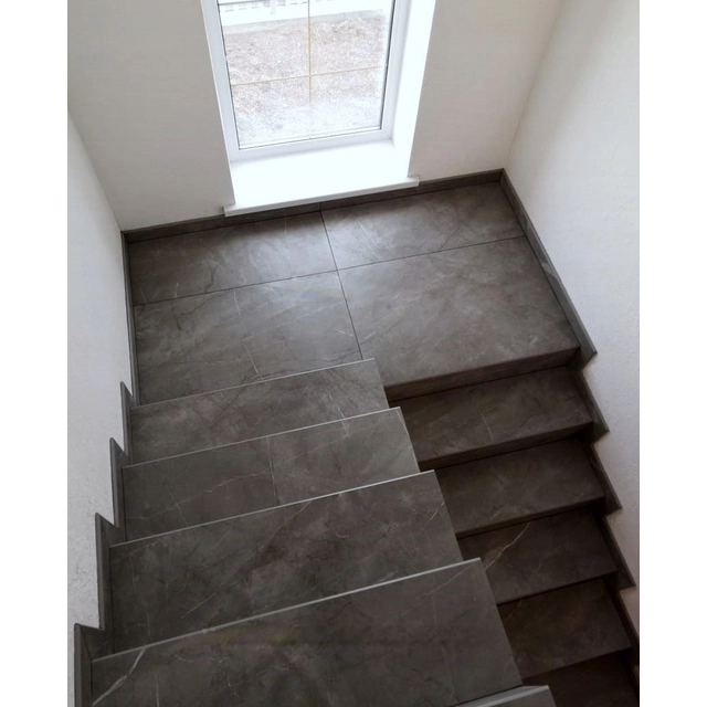 Carrelage escalier 120x30 comme pierre GRIS GRAPHITE