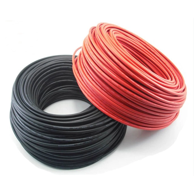 Červený solární kabel 4mm2 Helukabel