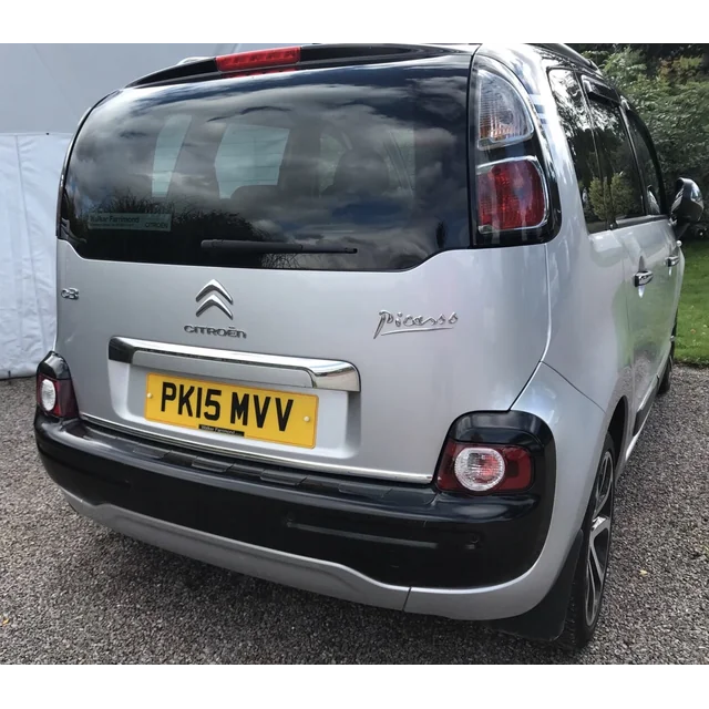 Citroen C3 Picasso - CHROME STRIP Kromipinnoitettu FLAP