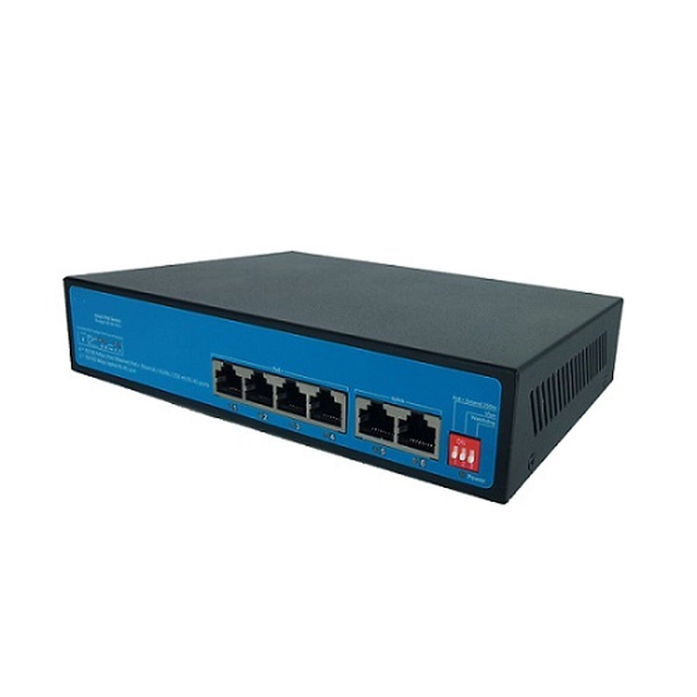 Concentrateur PoE 100mb 4 ports avec alimentation intégrée