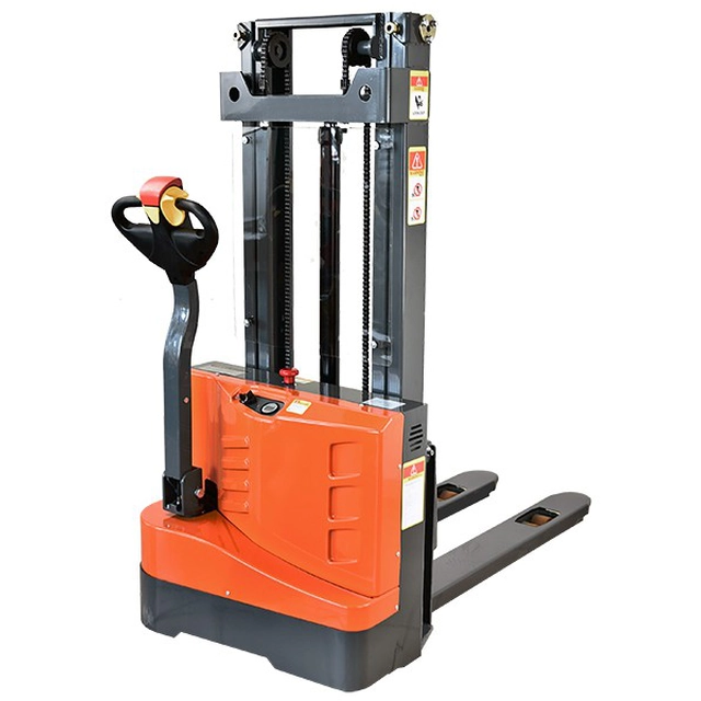 Electric pallet truck with a mast 3300 mm 1500 kg