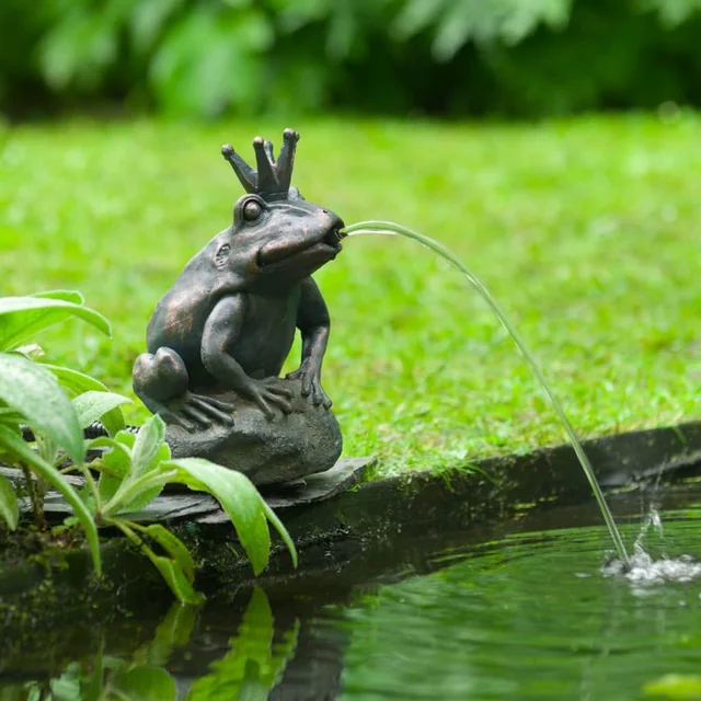 Fontaine de jardin Ubbink en forme de grenouille dans la couronne