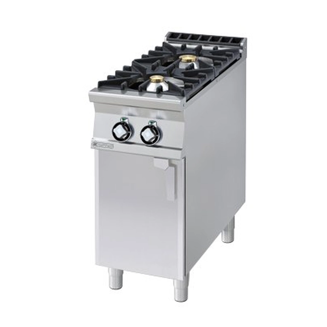 Gas cooker with a cupboard