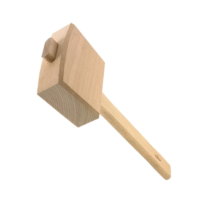 Holzhammer zum Bearbeiten von Eis