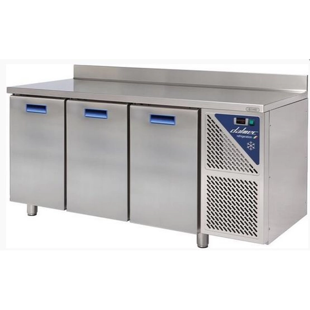 Hűtőasztal 3 ajtó oldalsó aggregátorral 1730x700x(H)950/1000 mm ECT703AL