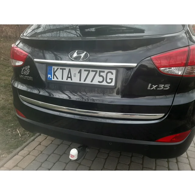 Hyundai TUCSON - BANĂ CROMĂ pe capacul portbagajului 4