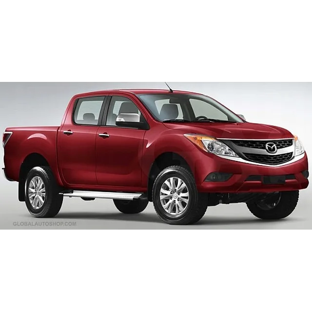 Mazda BT50 - Calandre à bandes chromées, réglage du pare-chocs factice chromé