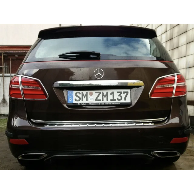 Mercedes B Class W242 W246 - ХРОМИРАНА лайсна на задната врата