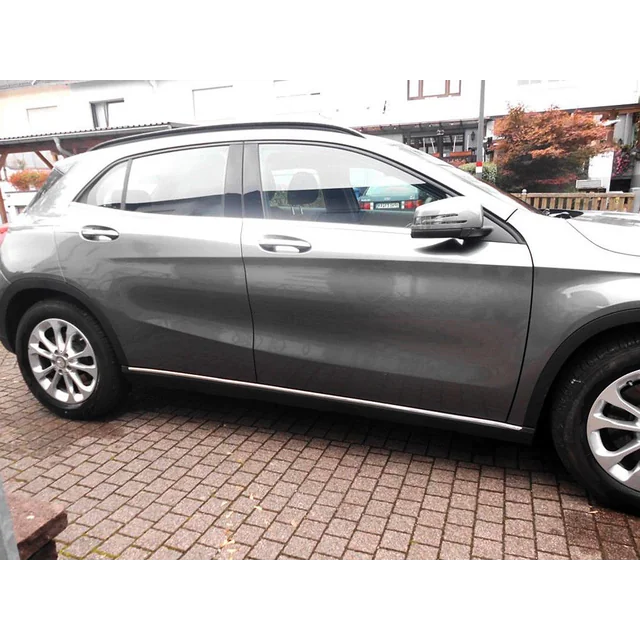 Mercedes GLA - Listwy CHROM Boczne Drzwi Ochronne