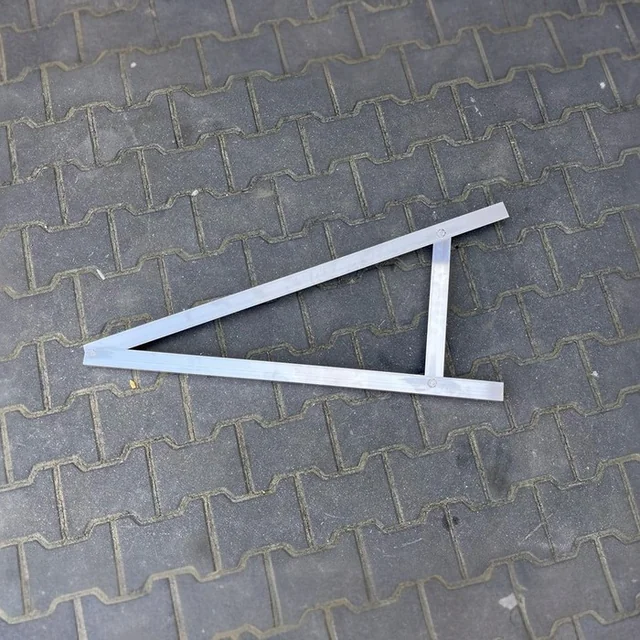 Montāžas trīsstūris, kvadrātveida PV 25° līmenis + fotoelektriskās skrūves