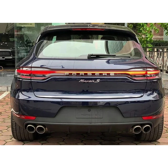 Porsche Macan 2019+ Tira CROMADA en el portón trasero