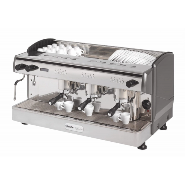 Professional coffee machine with 3 brewing groups