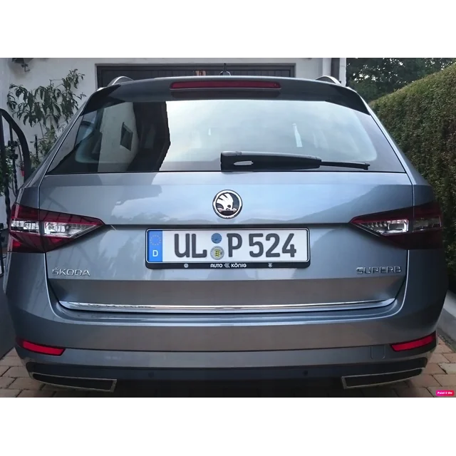 SKODA SUPERB iV Kombi KROMIRANA TRAKA Poklopac Prt