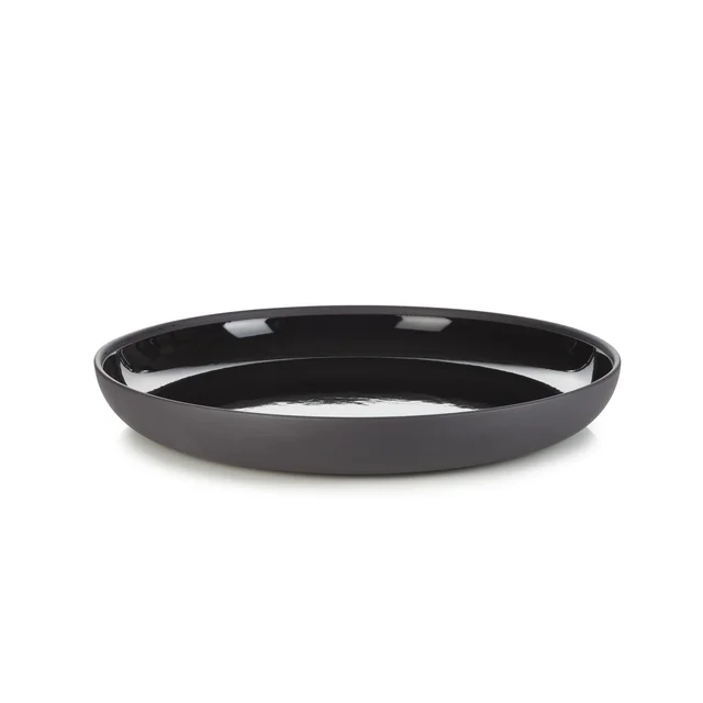 Solid plate black 27 cm