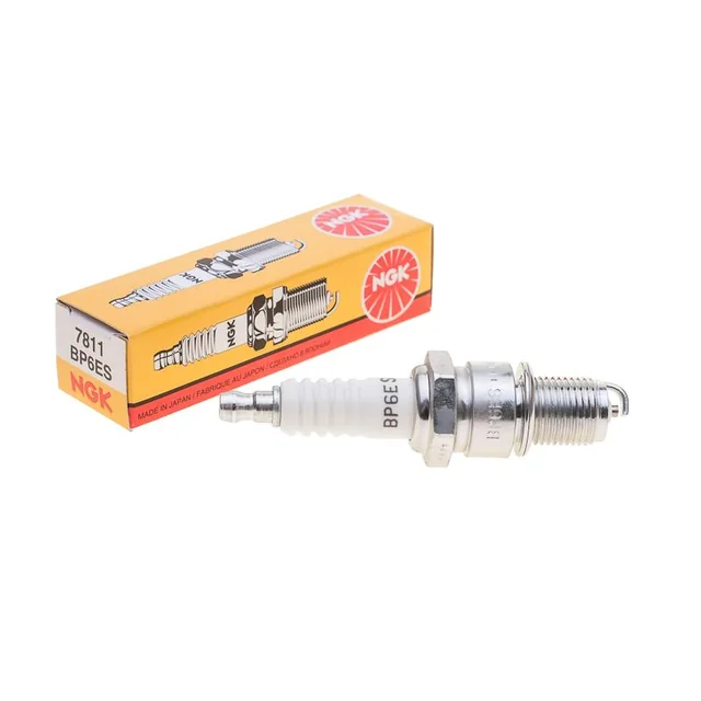 Spark plug NGK BP6ES Honda Loncin Rato 7811