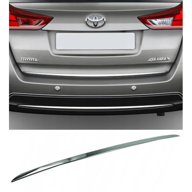 Toyota AURIS II Kombi - CHROME STRIP on the hatch