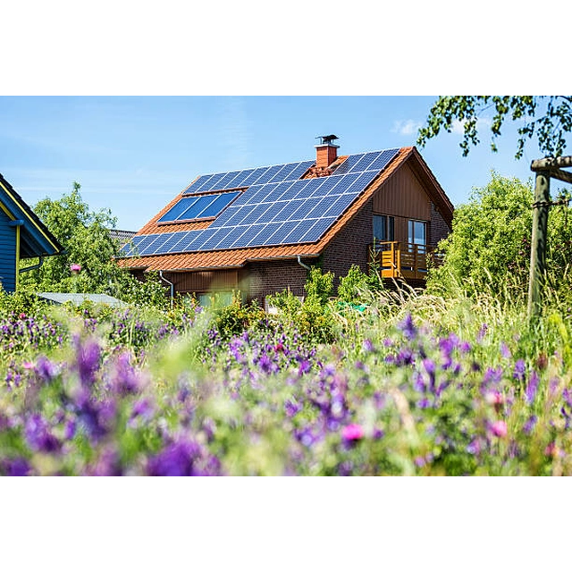 Usina de energia solar definida 3,6kW+6x550W com sys. instalação em telhas metálicas
