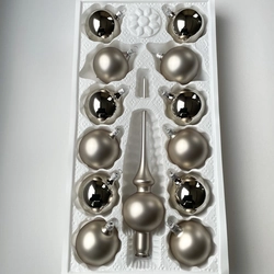 Set of spheres with a spike Light gray