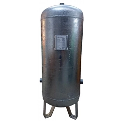 Pressure vessel TRUTNOV 150L 10bar 70°C galvanized vertical