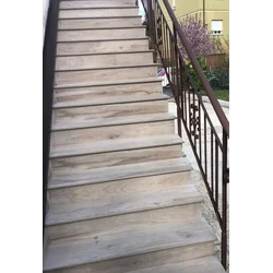 Wood-like tiles for stairs 100x30 OUTDOOR