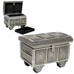 Alexandra House Living Silver Aluminum MDF Wood Jewelry Box 20 x 25 x 30 cm