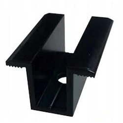 Middle aluminum clamp 24,3 x 36,0 black