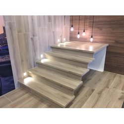 Baldosas de 4 cm de espesor para escaleras con goteros 100x30 ROBLE