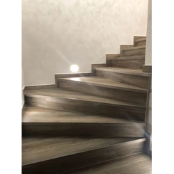 Baldosas de 4 cm de espesor para escaleras con goteros 120x30 ROBLE