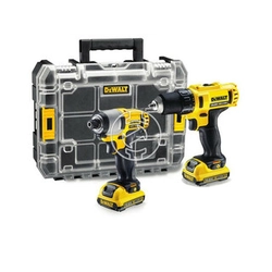 Balenie stroja DeWalt DCK211D2T-QW v kufríku TSTAK