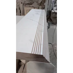 Carrelage d'escalier imitation marbre clair 120x30 HAUTE BRILLANCE - VENTE