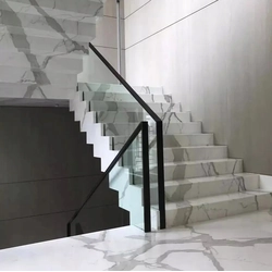 Carrelage escalier 100x30 MARBRE BRILLANT comme la pierre