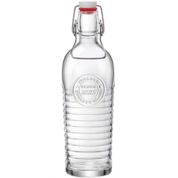 Een fles Officina 1825 basis variant