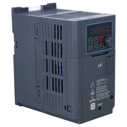 Frequentieomvormer uit de LSIS-serie G100.Stroom 3x400V Wisselstroom, uitvoer 3x400V AC.Stroom 2,2 kW LV0022G100-4EOFN