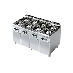 Gas cooker with a cupboard