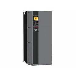 Grundfos CUE 3X380-500V IP44 22 kW pour la pompe du convertisseur de fréquence