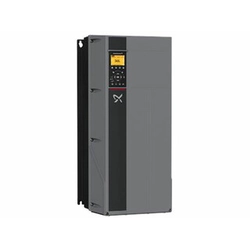 Grundfos CUE 3X380-500V IP44 22 kW za črpalko frekvenčnega pretvornika