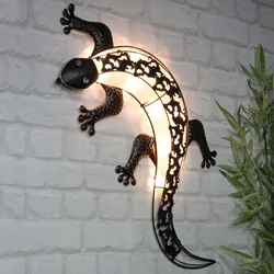 HI Solar LED wall lamp for the garden, in the shape of a gecko
