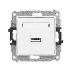 KARLIK Jednoduchá nabíjačka USB A, MAX 5W, 5V, 1A Farba: Matná biela