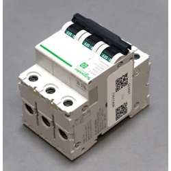 M9F23363 Schneider Electric - б/в