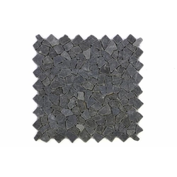 Mosaïque de pierre d'andésite de Garth sur une grille gris foncé 1 m2