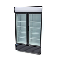 НА РАЗПОЛОЖЕНИЕ! Хладилен шкаф със стъкло 700l