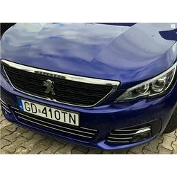 PEUGEOT 308 - CHROMOVÉ lišty na figuríně GRILL Tuning