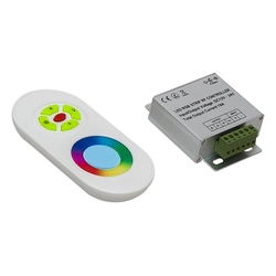 RGB LED juostos valdiklis su nuotolinio valdymo pulteliu