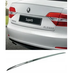 Skoda SUPERB II Sedan - ΧΡΩΜΙΟ ΣΤΡΙΠ ΣΤΗΝ ΓΚΑΛΙΑ