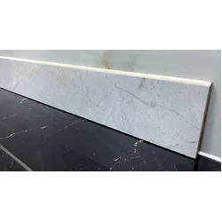 Zoccolo grigio opaco realizzato con piastrelle in gres 60 cm - pronto per la posa - VENDITA